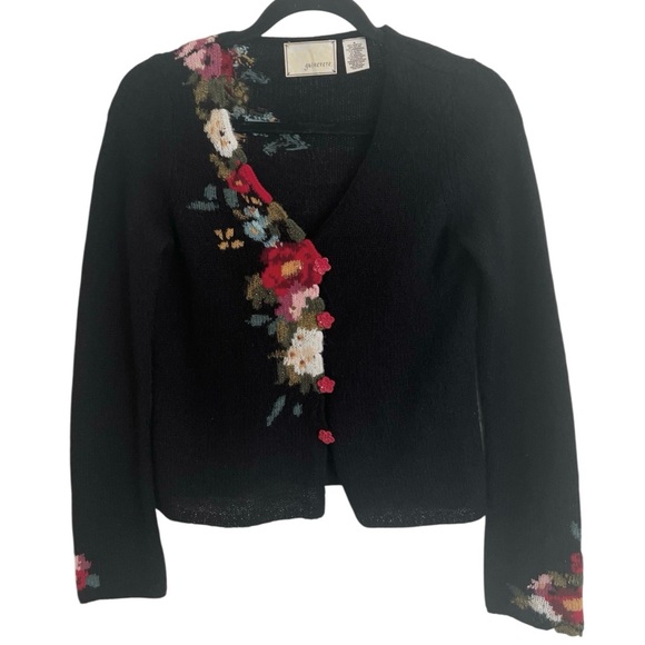 Guinevere Anthropologie Black Floral V Neck Cardigan Sweater Medium - Picture 1 of 9